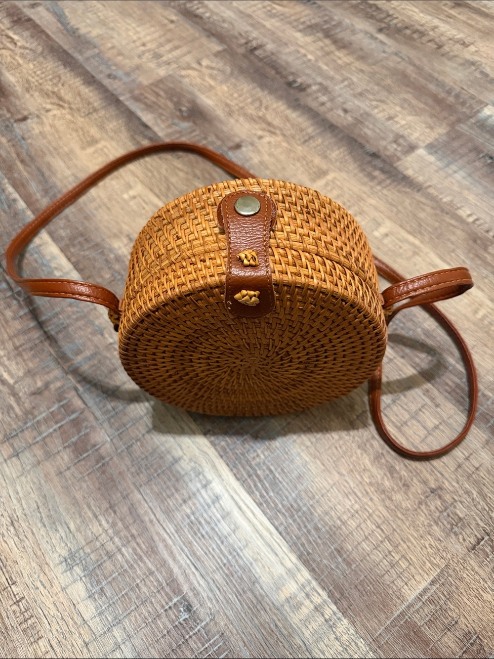 Woven Round Crossbody Bag in Tan